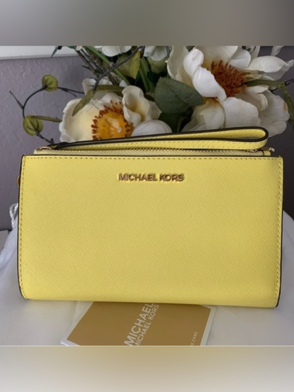 MICHAEL KORS LG DOUBLE ZIP WRISTLET PHONE/CASE HOLDER